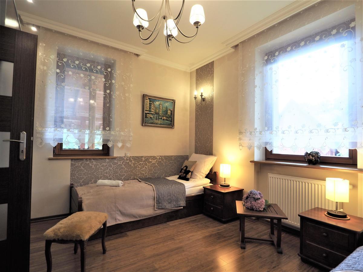 Apartment Vip Tetmajera Centrum 2 *